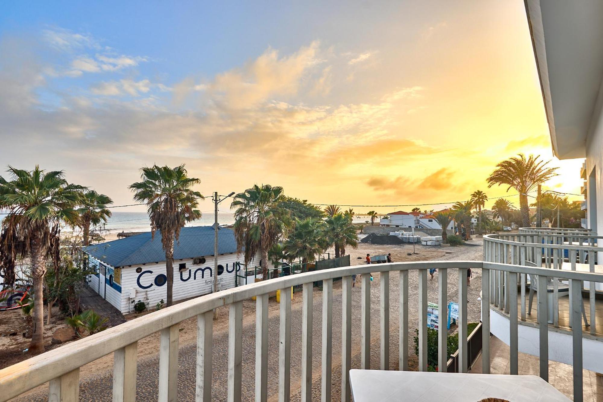 Leme Bedje Sea View - By Bobbywashere Santa Maria Exterior foto